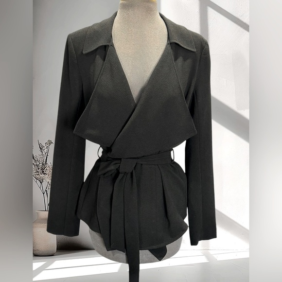 Vince Camuto Black Waterfall Front Drape & Tie Jacket Size 0 - Picture 1 of 7